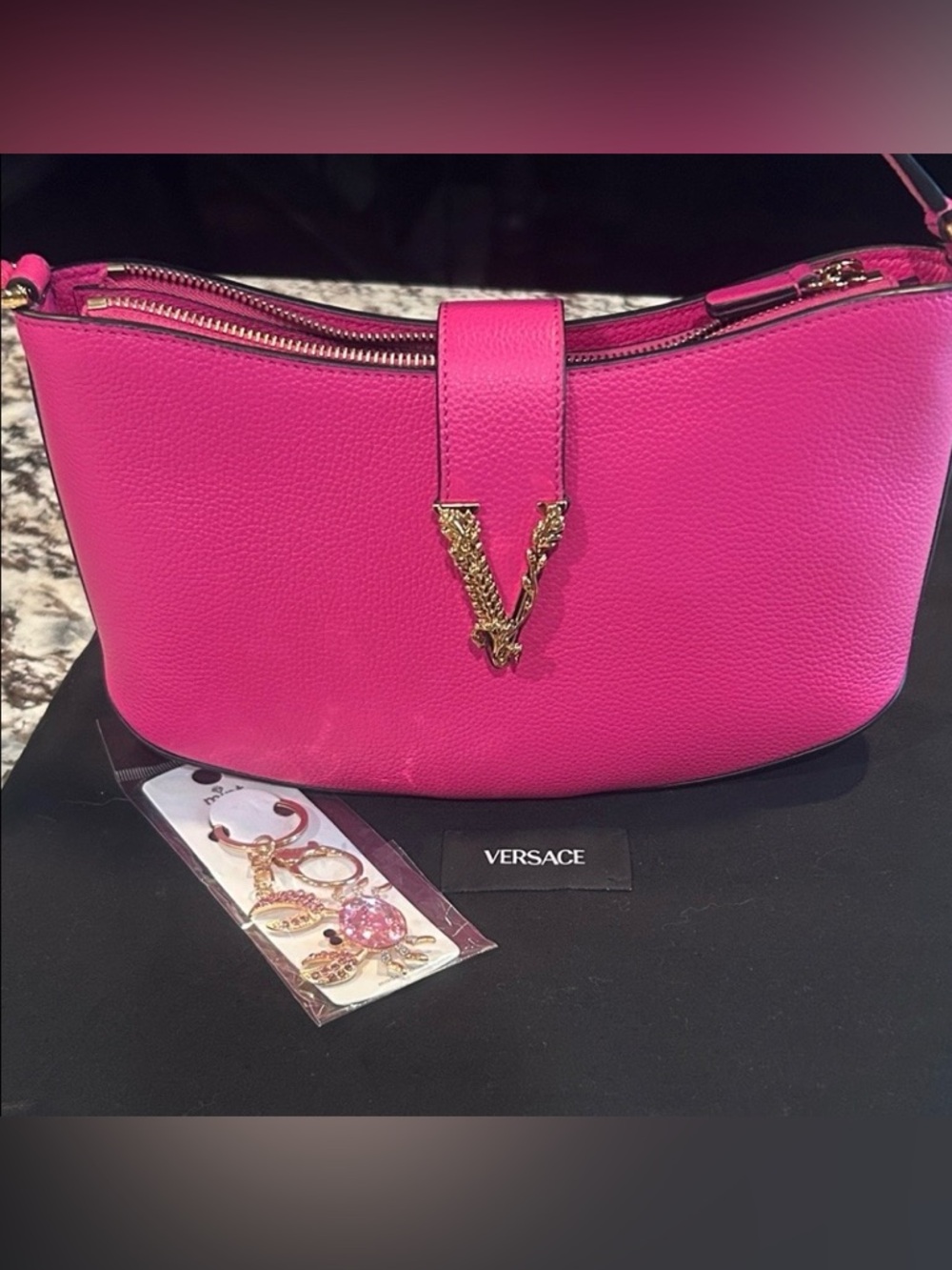 LIVE SHOW LISTING! - Picture 4 of 16